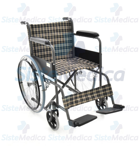 Silla de ruedas con descansa brazos fijo descansa pies fijos asiento de 18” (46 cm)