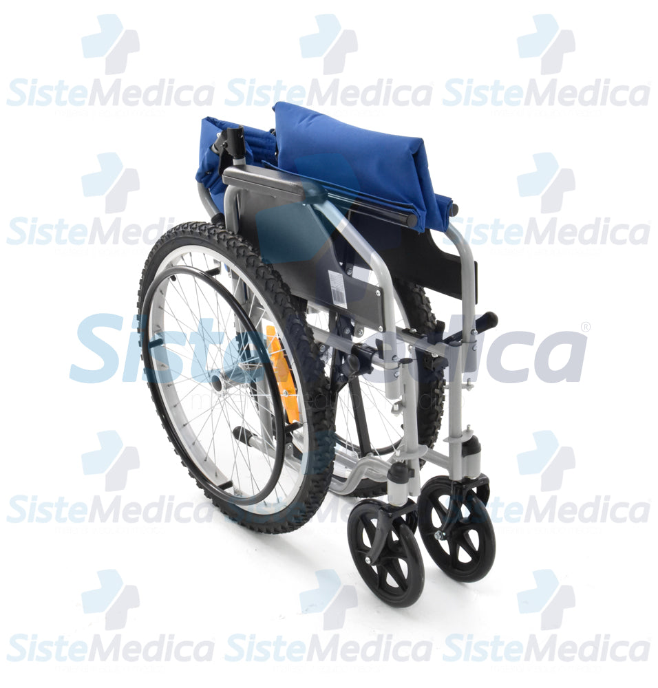 Silla de ruedas con descansa pies y eleva piernas ruedas neumáticas